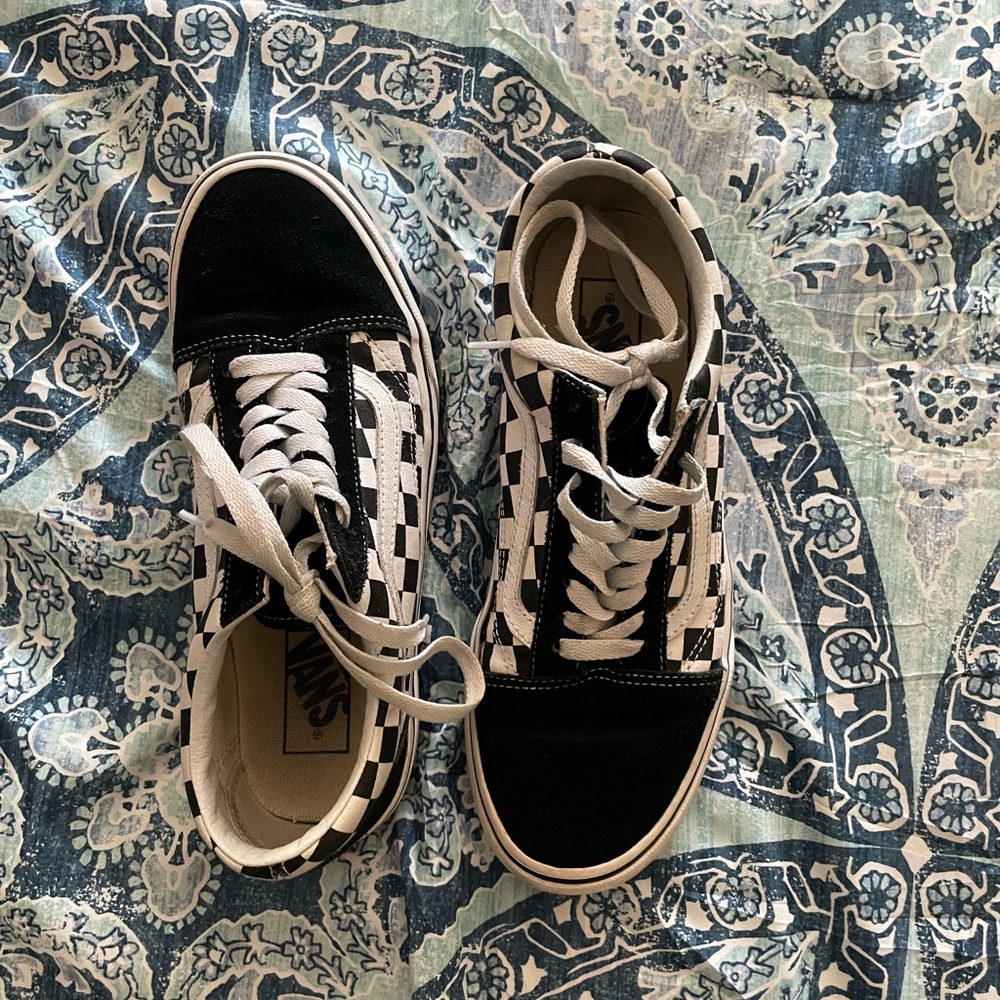 Vans Platform Checkered Sneakers- womens 8.5 - Picture 3 of 4
